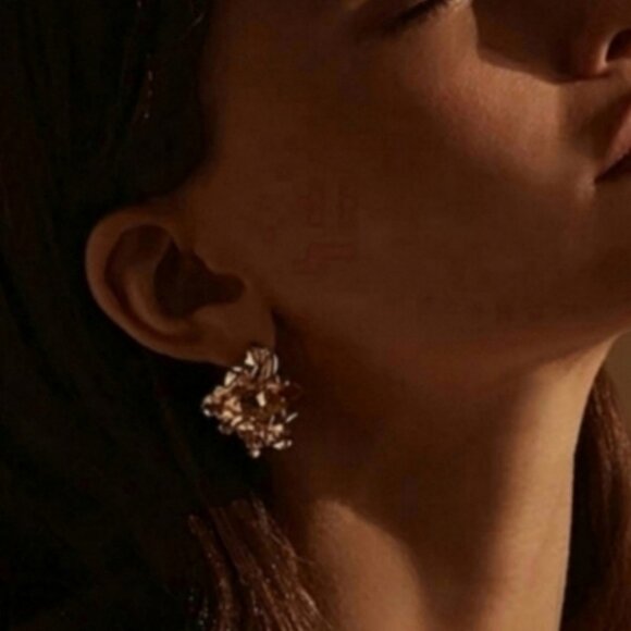 Amber Sceats Reese Earrings 24K Gold Plated Chunky Textured Stud Made in Italy - Picture 2 of 14